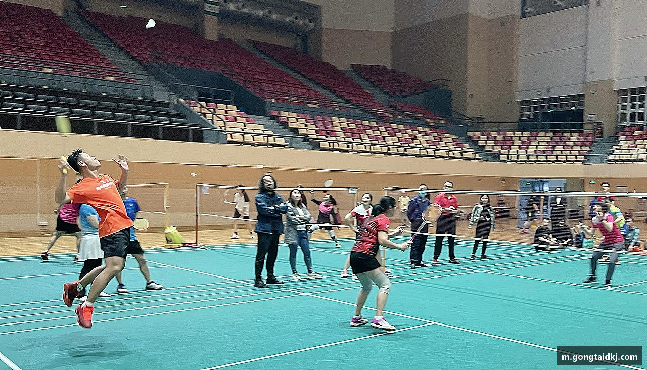 激情碰撞，梦想闪耀！